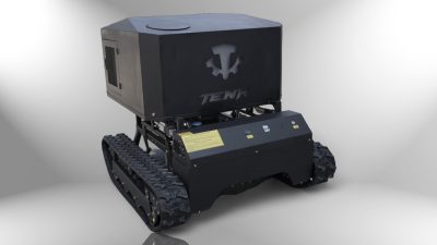 Tenk T-110 Maxi Beast - pogled iz ugla, zadnji deo sa modulom